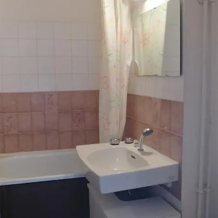 Ref 536, Ocean, Studio Vue Dunes Et Parc Aquatique, Proche Des Commerces, 2 Personnes *